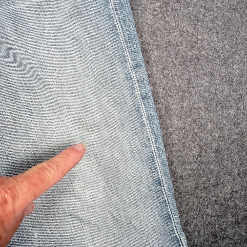 BKE Alec Mens Light Wash Distressed Bootcut Denim Jeans 100% Cotton 38x32